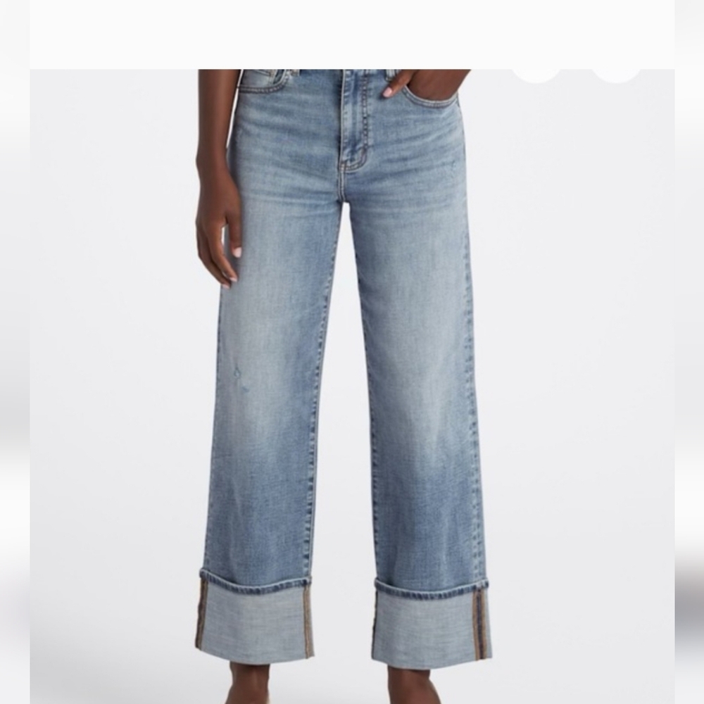 Daze Cuffed Wide Leg Jeans